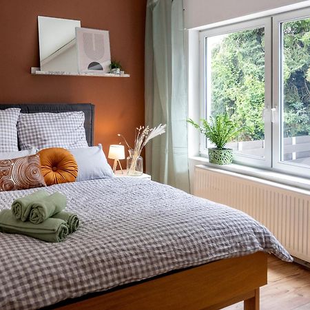 Wohlfuehlwohnung Mit 25 Qm Terrasse, Netflix Koblenz  Kültér fotó